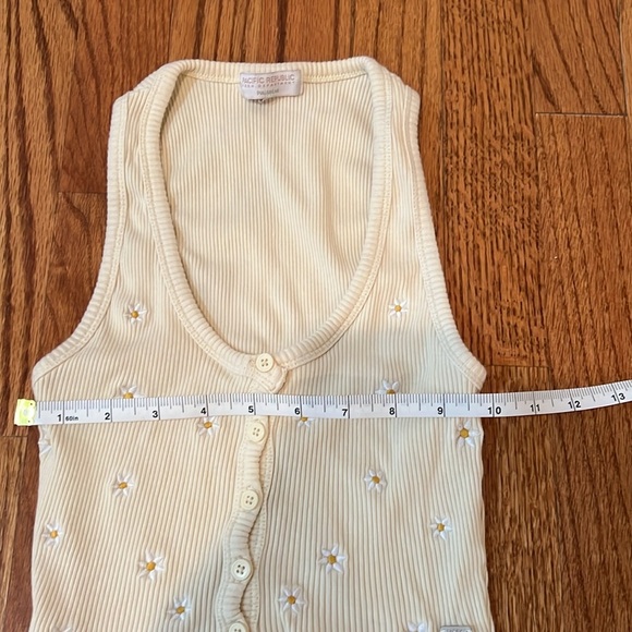 Woman tank top yellow Ribbed with buttons and flower pattern size xs - Picture 4 of 8